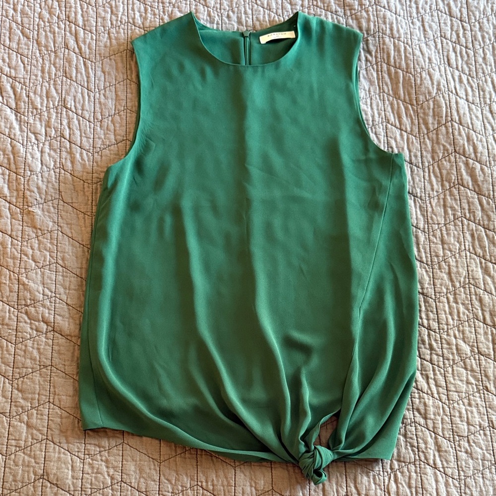 Babaton Emerald Green Sleeveless Blouse